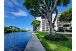 3401 N Country Club Dr APT 507, Aventura, FL 33180, Sold 10/23/24