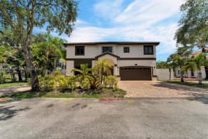 8732 NW 189th Terrace, Hialeah, FL 33018, Sold 12/05/24