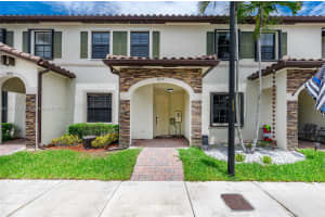 9227 W 34th Ct, Hialeah, FL 33018, Sold 12/17/24