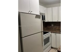 475 NW 210th St, Miami, FL 33169, Sold 09/16/24