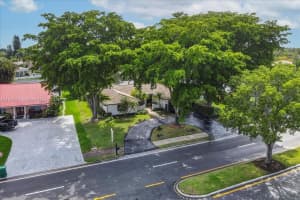 9877 Ramblewood Dr, Coral Springs, FL 33071, Sold 09/25/24