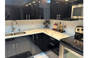 2802 N 46th Ave APT B519, Hollywood, FL 33021, Sold 12/10/24
