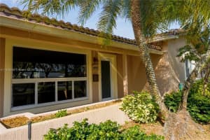 4205 McKinley St, Hollywood, FL 33021, - MLS#A11619259