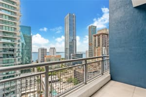 60 SW 13th St Apt 2004, Miami, FL 33130, Sold 05/29/25