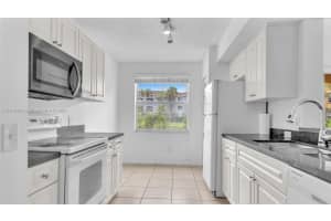 9650 NW 2nd St #4108, Pembroke Pines, FL 33024, Sold 11/27/24