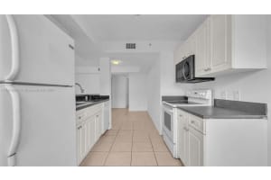 9650 NW 2nd St #4108, Pembroke Pines, FL 33024, Sold 11/27/24