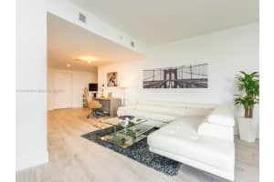 121 Ne 34th St 1014, Miami