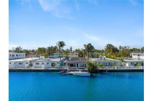 8221 Crespi Blvd, Miami Beach, FL 33141, - MLS#A11619556