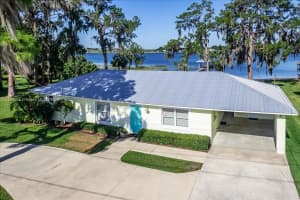 924 Lake Dr E, Lake Placid, FL 33852, - MLS#A11619565