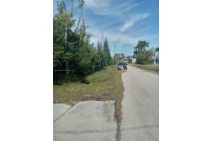 215 Glenholm Ave Punta Gorda, FL 33950 - MLS#A11619788