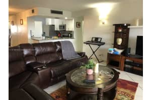 800 NE 195th St, Miami, FL 33179, Sold 08/29/24