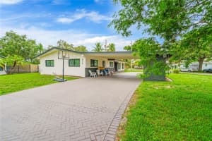 3924 McKinley St, Hollywood, FL 33021, Sold 11/13/24