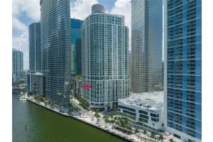 300 Biscayne Blvd, Miami, FL 33131, Sold 01/08/25