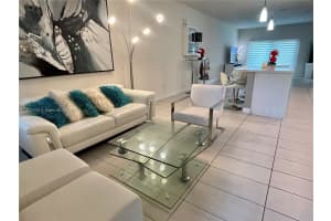 7865 NW 104th Ave, Doral, FL 33178, Sold 09/03/24