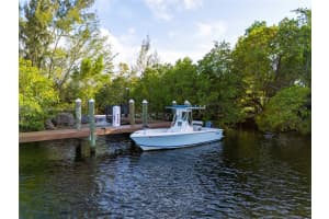 11099 Marin St Coral Gables, FL 33156 Sold 05/09/25
