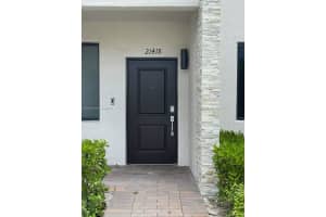 21418 NE 3rd Pl, North Miami Beach, FL 33179, Sold 08/27/24