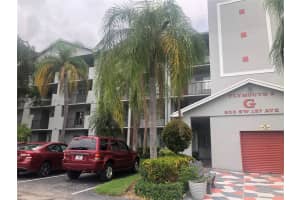 800 SW 137th Ave, Pembroke Pines, FL 33027, Sold 02/19/25