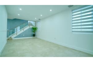 10380 NW 68th Terrace, Doral, FL 33178, Sold 09/12/24