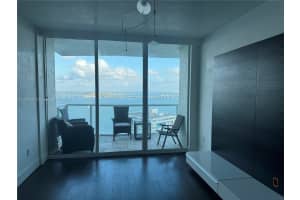 218 SE 14th St, Miami, FL 33131, Sold 08/15/24