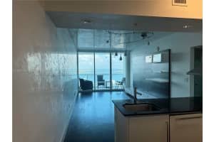 218 SE 14th St, Miami, FL 33131, Sold 08/15/24
