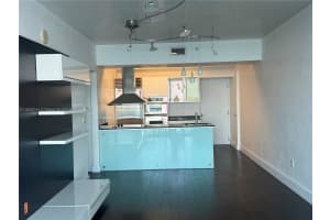 218 SE 14th St, Miami, FL 33131, Sold 08/15/24