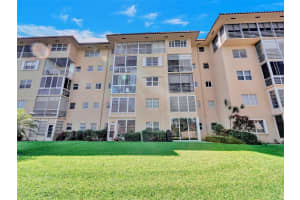 4100 Crystal Lake Dr APT 206, Pompano Beach, FL 33064, Sold 10/18/24