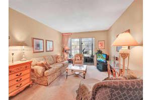 4100 Crystal Lake Dr APT 206, Pompano Beach, FL 33064, Sold 10/18/24