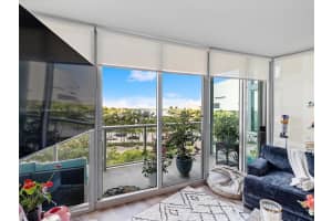 888 Biscayne Blvd APT 309, Miami, FL 33132, - MLS#A11620309