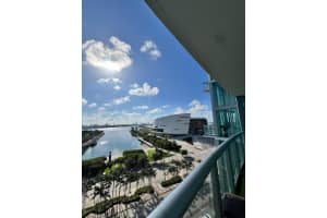 888 Biscayne Blvd APT 909, Miami, FL 33132, Sold 02/28/25