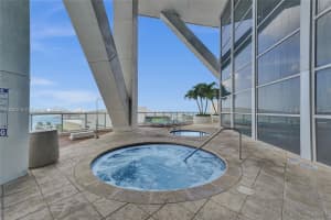888 Biscayne Blvd APT 4001, Miami, FL 33132, - MLS#A11620315