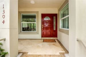 1304 Adams St, Hollywood, FL 33019, Sold 09/23/24