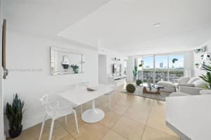 1800 Sunset Harbour Dr, Miami Beach, FL 33139, Sold 09/26/24