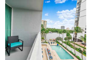 2670 E Sunrise Blvd #407, Fort Lauderdale, FL 33304, Sold 11/26/24