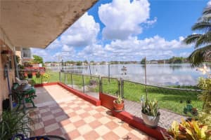 300 NW 107th Ave APT 101, Miami, FL 33172, Sold 01/16/25