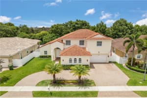 18923 SW 7th St, Pembroke Pines, FL 33029, Sold 08/22/24