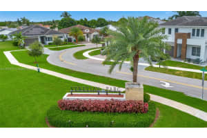 15085 SW 175th St, Miami, FL 33187, Sold 08/28/24