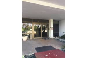 2829 Indian Creek Dr, Miami Beach, FL 33140, Sold 09/18/24