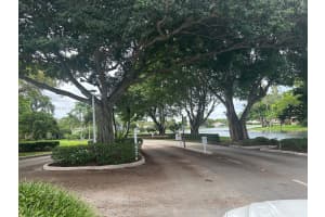 2072 Windward Cir, Weston, FL 33326, Sold 12/06/24