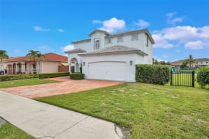 16303 SW 57th St, Miami, FL 33193, Sold 08/28/24