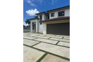 12890 NW 2nd St, Miami, FL 33126, Sold 04/17/25