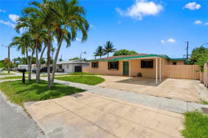 7300 SW 12th St, Miami, FL 33144, Sold 10/09/24