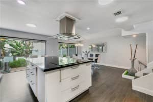 8706 SW 154th Cir Pl, Miami, FL 33193, Sold 09/12/24