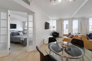 100 Lincoln Rd 820, Miami Beach