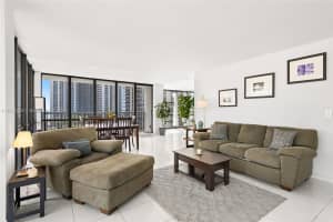 2017 S Ocean Dr, Hallandale Beach, FL 33009, Sold 09/25/24