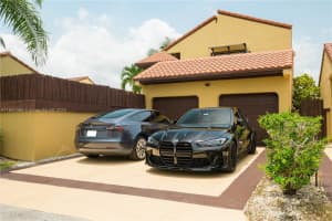 1027 NE 202nd Ln, Miami, FL 33179, Sold 11/04/24