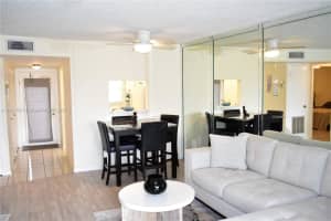 9621 Sunrise Lakes Blvd 302, Sunrise, FL 33322 - MLS#A11621087