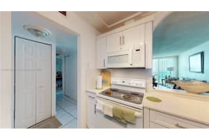 100 Bayview Dr APT 1812, Sunny Isles Beach, FL 33160, Sold 07/18/25
