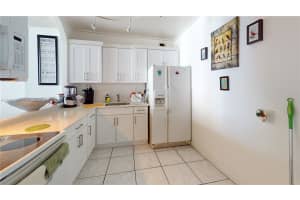 100 Bayview Dr APT 1812, Sunny Isles Beach, FL 33160, Sold 07/18/25
