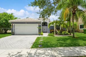 1561 NW 132nd Ave, Pembroke Pines, FL 33028, Sold 08/21/24