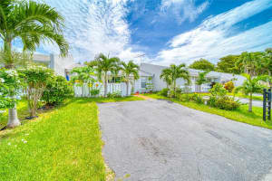 10371 SW 207th Ln, Cutler Bay, FL 33189, Sold 10/02/24